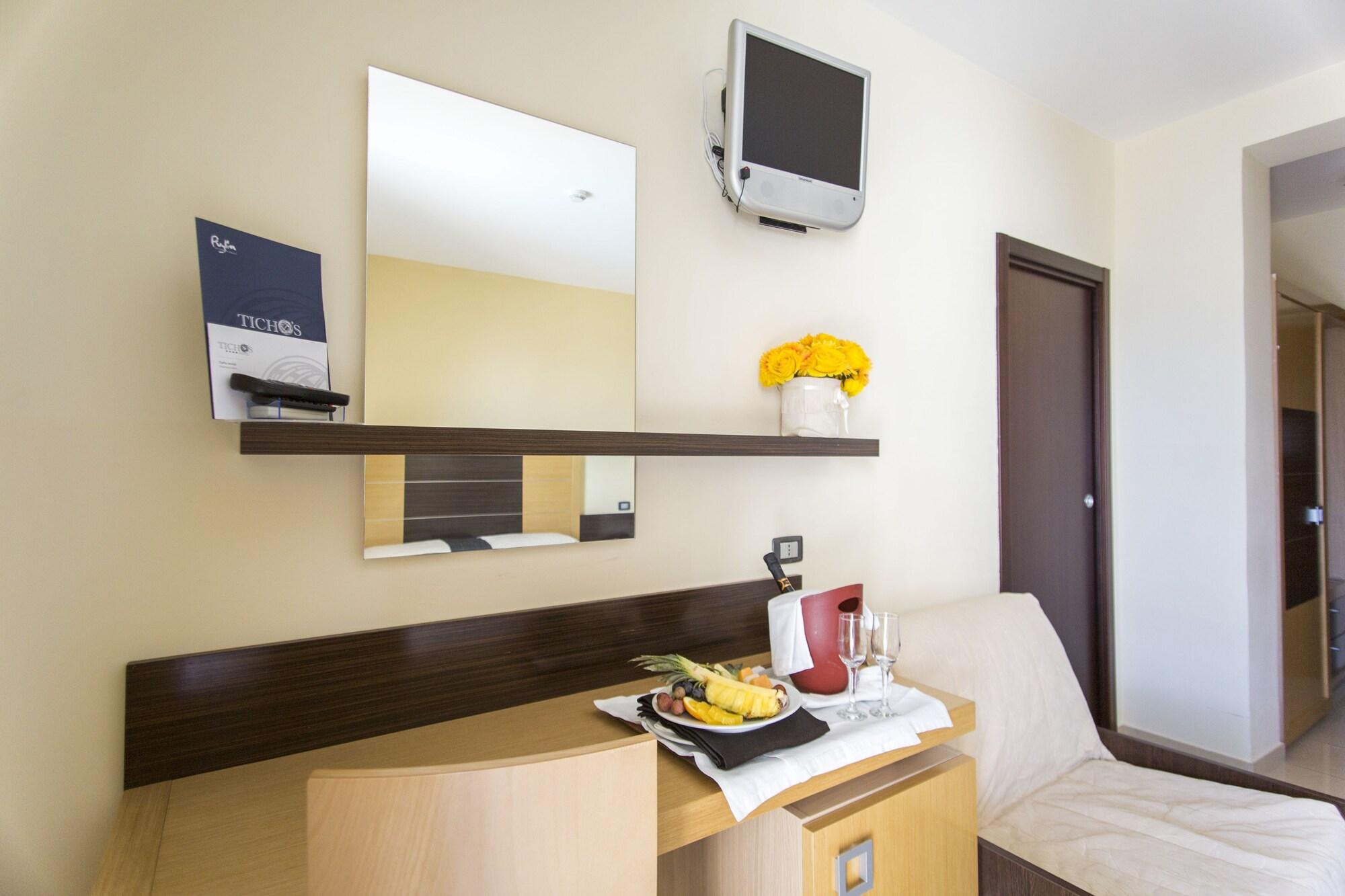 Ticho'S Greenblu Hotel Castellaneta Marina Buitenkant foto