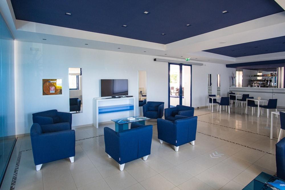 Ticho'S Greenblu Hotel Castellaneta Marina Buitenkant foto