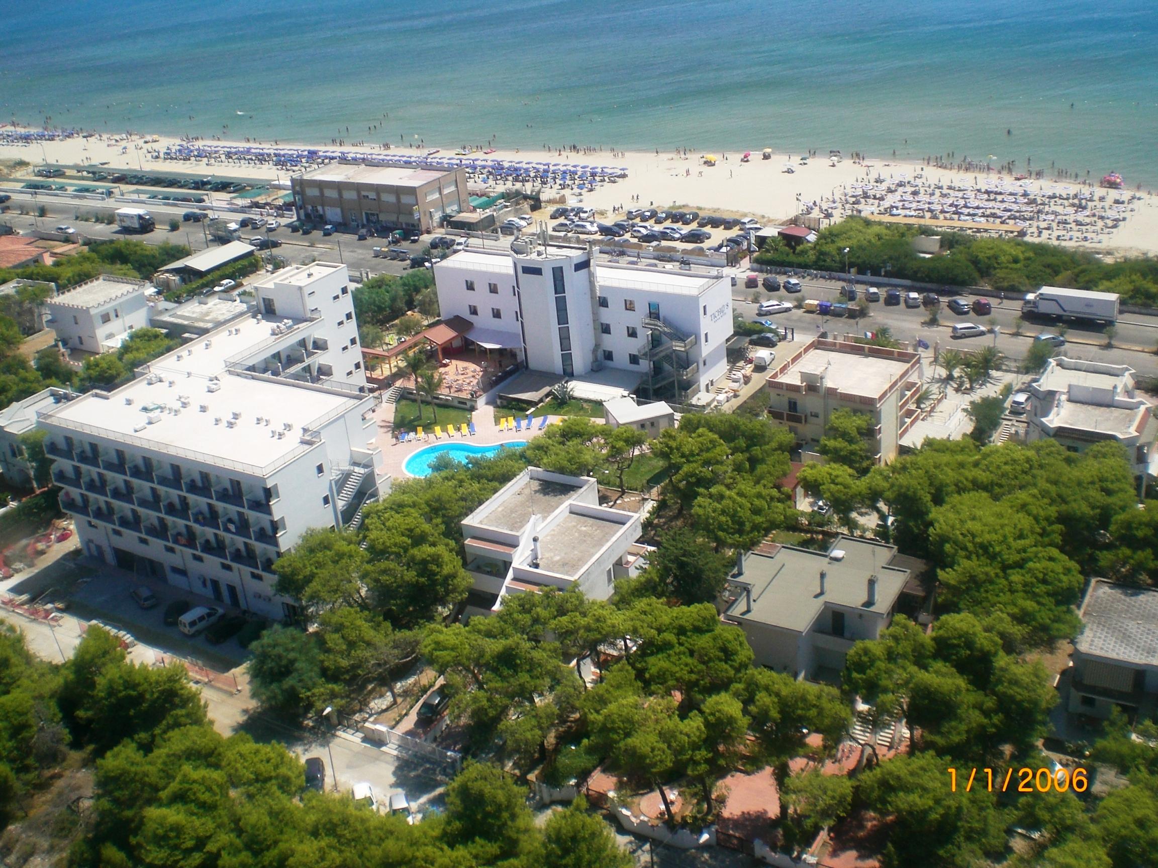 Ticho'S Greenblu Hotel Castellaneta Marina Buitenkant foto