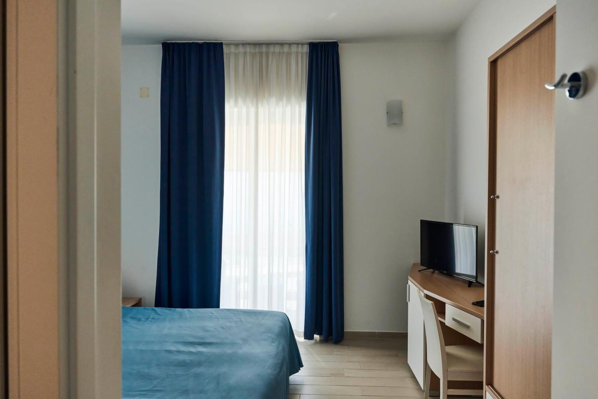 Ticho'S Greenblu Hotel Castellaneta Marina Buitenkant foto