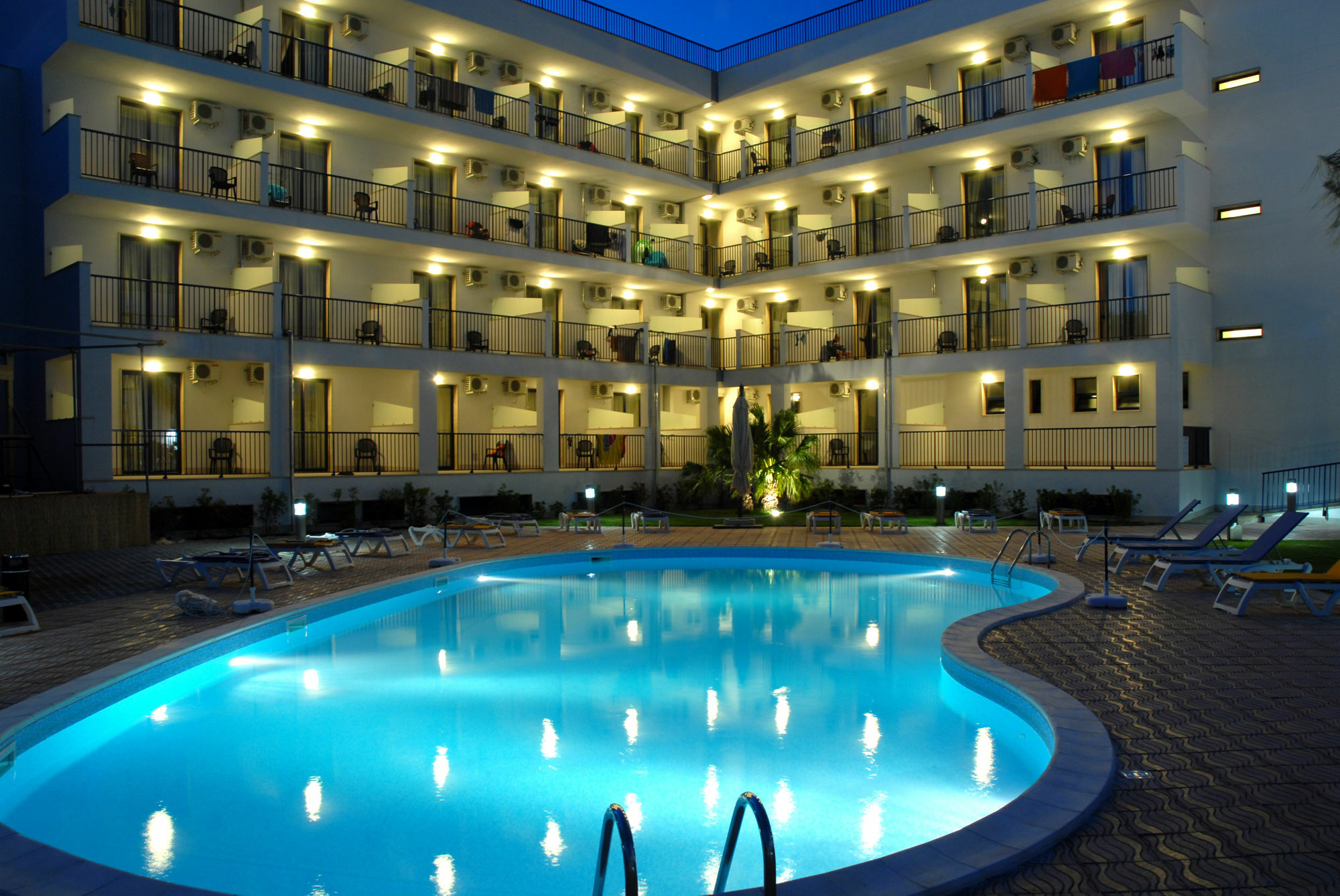 Ticho'S Greenblu Hotel Castellaneta Marina Buitenkant foto
